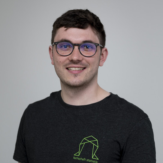 Portrait photo of Jonas Rieger