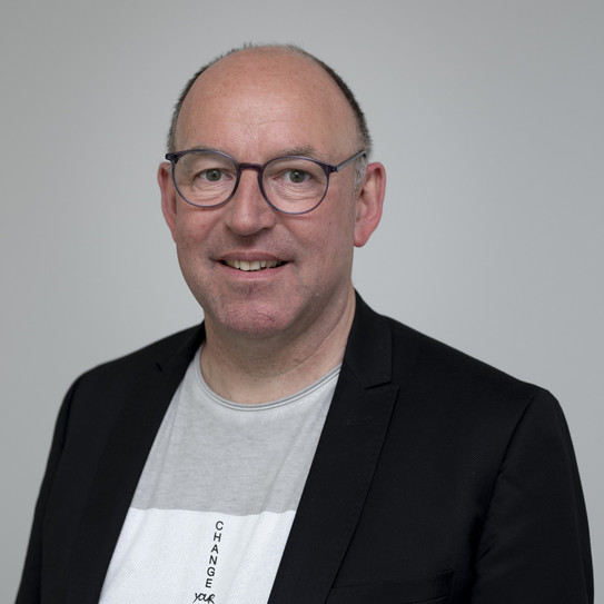 Thorsten Ziebach Portrait photo of Thorsten Ziebach